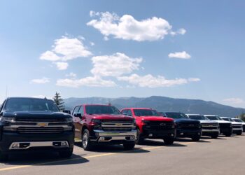 EU aplazaría aranceles a México y Canadá en el sector automotriz: Lutnick