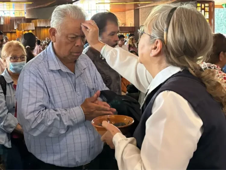Miles de fieles acuden este Miércoles de Ceniza a la Basílica de Guadalupe en CDMX