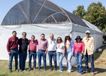 Reciben estudiantes del Tecnológico El Mante asesoría en técnicas de sistemas de agricultura protegida