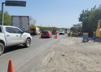 Mueren dos jóvenes motociclistas en accidente carretero en ruta Victoria-Monterrey