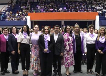 Expone la UAT en foro universitario el liderazgo de la mujer tamaulipeca