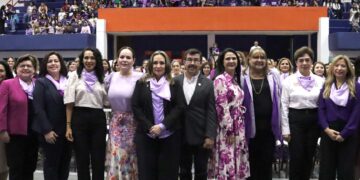 Expone la UAT en foro universitario el liderazgo de la mujer tamaulipeca