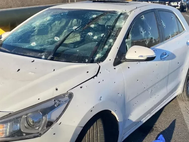 Ataque de cien balazos a comandante de la Policía en Sinaloa y sobrevive