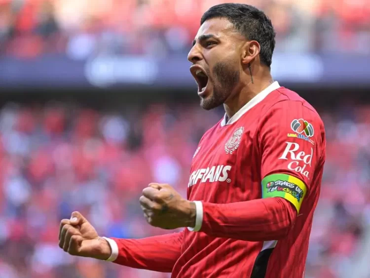 Toluca remonta y termina goleando 5-2 a Necaxa