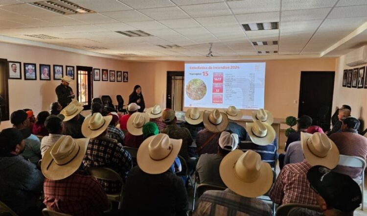 Capacitan en Tula a delegados municipales sobre prevención de incendios forestales