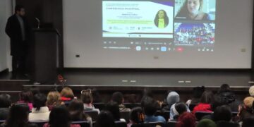 Impartieron a estudiantes conferencia sobre aranceles en la Universidad Politécnica de Victoria