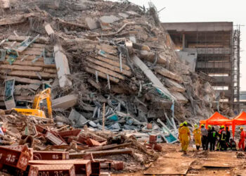 Myanmar declara emergencia tras sismo de magnitud 7.7