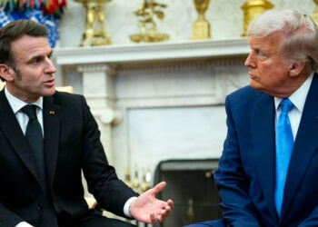 Habla Macron y Trump por teléfono antes de cumbre de líderes