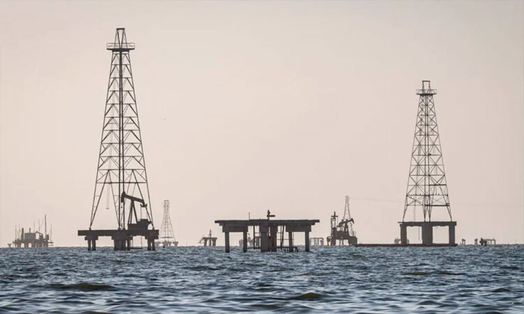 Trump cancela permisos para exportar crudo venezolano