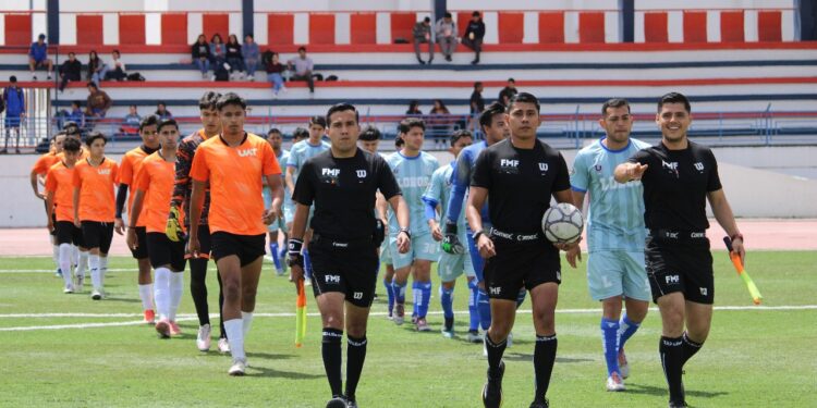 Se corona Correcaminos en Futbol Estudiantil, por 75 aniversario de la UAT