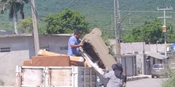 Inician descacharre en colonias de Cd. Victoria para prevenir el dengue