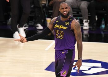 LeBron James alcanza las mil victorias y está cerca de lograr los 50,000 puntos