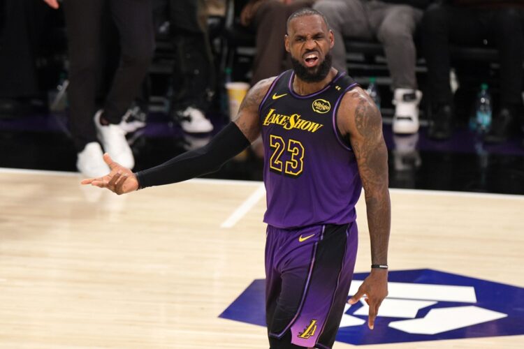 LeBron James alcanza las mil victorias y está cerca de lograr los 50,000 puntos