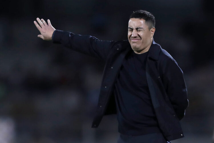 Polémica rodea a Efraín Juárez tras críticas a Sergio Ramos