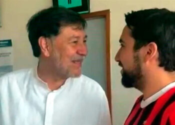 Hijo de Calderón enfrenta a Noroña en el aeropuerto