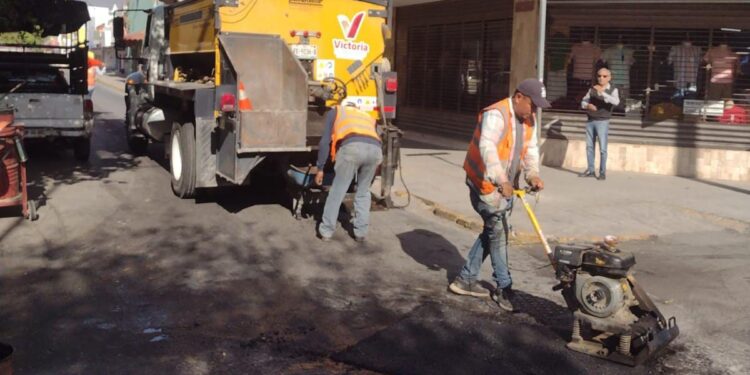 Rehabilita Gobierno Municipal calles de la zona centro de Cd. Victoria