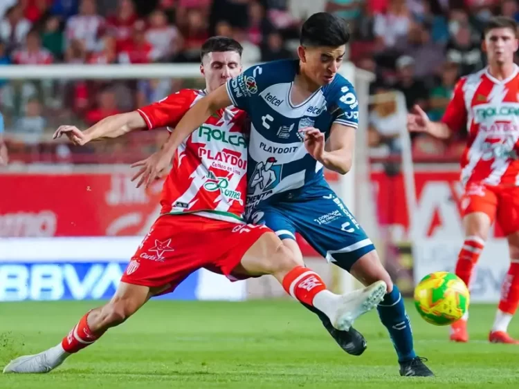 Pachuca remonta y vence 5-3 a Necaxa con goles sobre el final