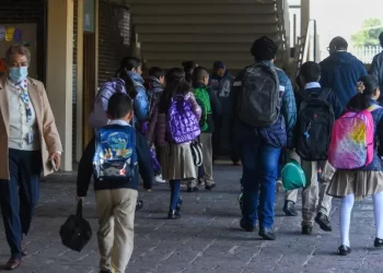 Los puentes escolares de mayo 2025, según el calendario de SEP