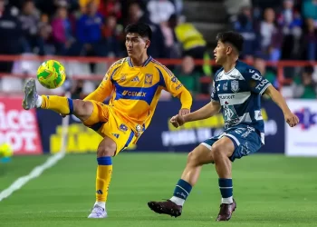 Pachuca y Tigres terminan con aburrido 0-0, pero siguen en zona de Liguilla
