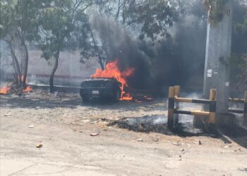 Se incendia automóvil estacionado en el sector de “La Joroba” de Cd. Victoria