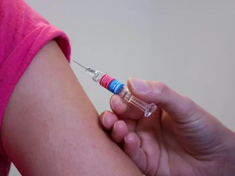 Estas son las personas que deben vacunarse contra el sarampión