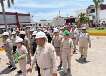 Protestan sindicalizados por la muerte de un obrero en la Refinería de Cd. Madero