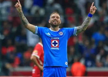 Cruz Azul rescata empate 2-2 ante Toluca y gana 1 MDD