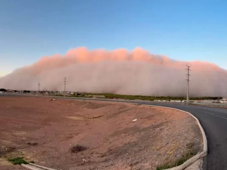 Tormenta de arena cubre Chihuahua; piden extremar precauciones