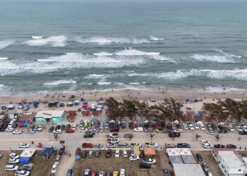 Estiman derrama de mil ochocientos millones de pesos por turistas de semana santa en Tamaulipas