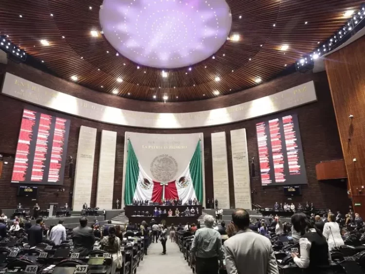 Presidenta Sheinbaum envía a diputados ley contra tramitología