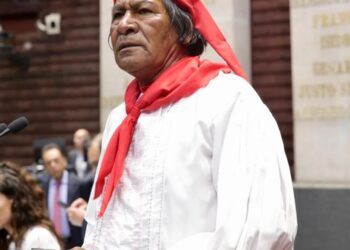 Pide tarahumara Alejandro Hernández atender sequía, incendios y falta de agua en su comunidad de Chihuahua