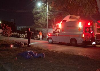 Muere otro motociclista al caer por viajar a exceso de velocidad y sin casco de protección