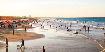 Visitan de 2.8 millones de personas playas tamaulipecas en vacaciones de abril