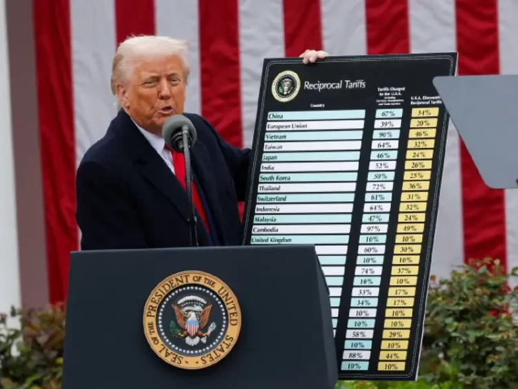 Da Trump rienda suelta a su política arancelaria contra el mundo ; China pagará 34%; UE el 20%