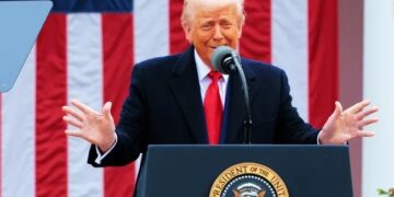 Trump va contra el T-MEC; declara independencia económica de EU con aranceles