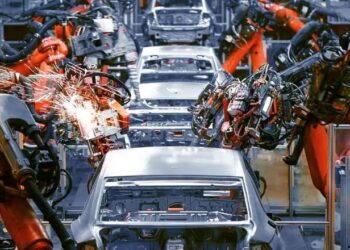 Plantea CONACANACO deducción al 100% en compra de autos nuevos fabricados en México