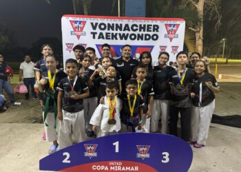 Academia Búhos logra múltiples medallas en Tampico