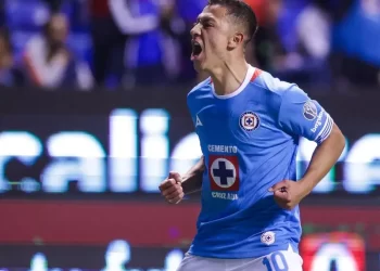 Cruz Azul es nuevo sublíder de Liga MX tras vencer 3-2 a Pumas