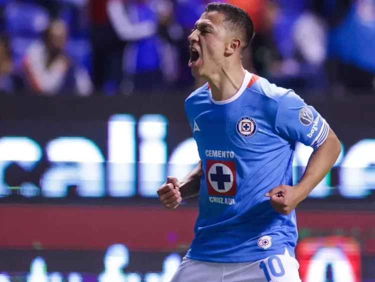 Cruz Azul es nuevo sublíder de Liga MX tras vencer 3-2 a Pumas
