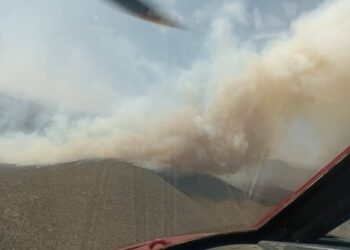 Combaten por tierra y aire el incendio en el Ejido “Nuevo Padilla” de Tula