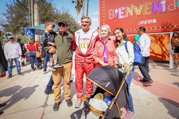Américo Villarreal y María de Villarreal conviven con familias tamaulipecas en DIFzania