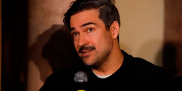 Alfonso Herrera despide a su papá con emotivo mensaje