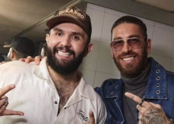 Carín León y Sergio Ramos preparan una colaboración musical