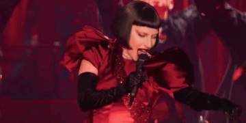 Lady Gaga enfrenta falla técnica en Coachella