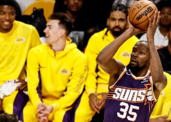 Durant se perderá al menos tres partidos por lesión