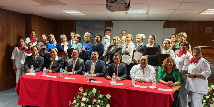 Celebra 45 años la Clínica-Hospital del ISSSTE Victoria