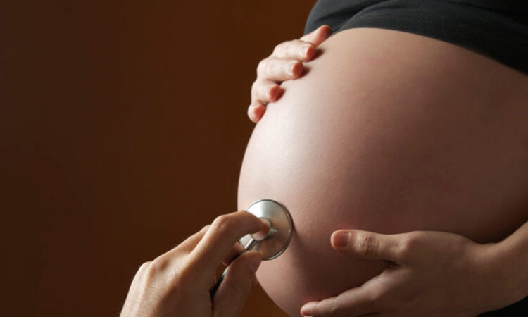 Llaman a reforzar cuidados antes, durante y después del parto