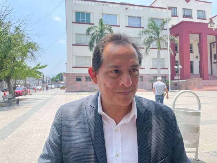 Piden investigar detención del delegado del IMSS