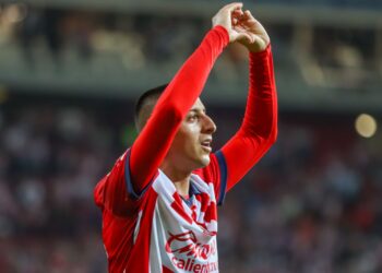 Cruz Azul pagaría 7.5 mdd por Roberto “Piojo” Alvarado