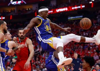 Los Warriors Tropiezan en Houston